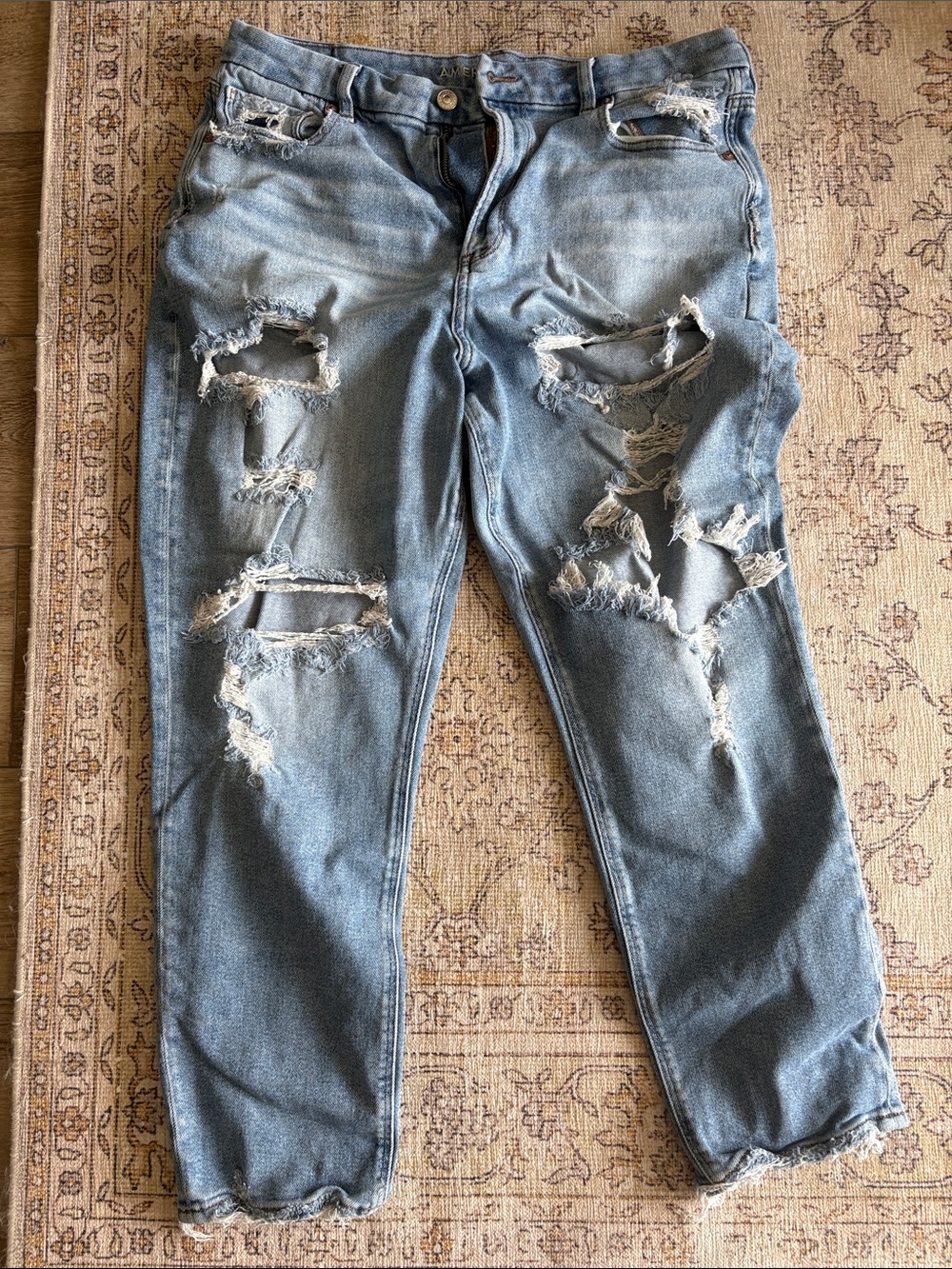 American Eagle Light Blue Distressed Jeans